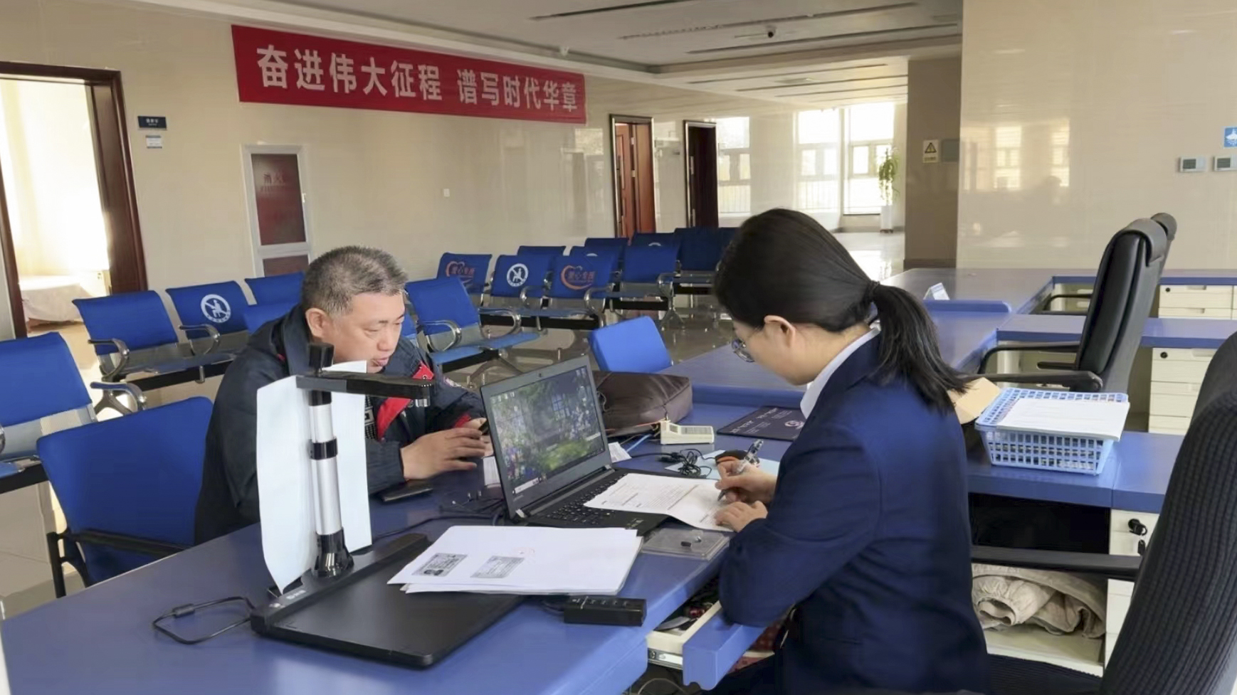 春满四合院
天津社保CA服务团队晋级“天津榜样2023为人民服务杰出团队”第二阶段评选