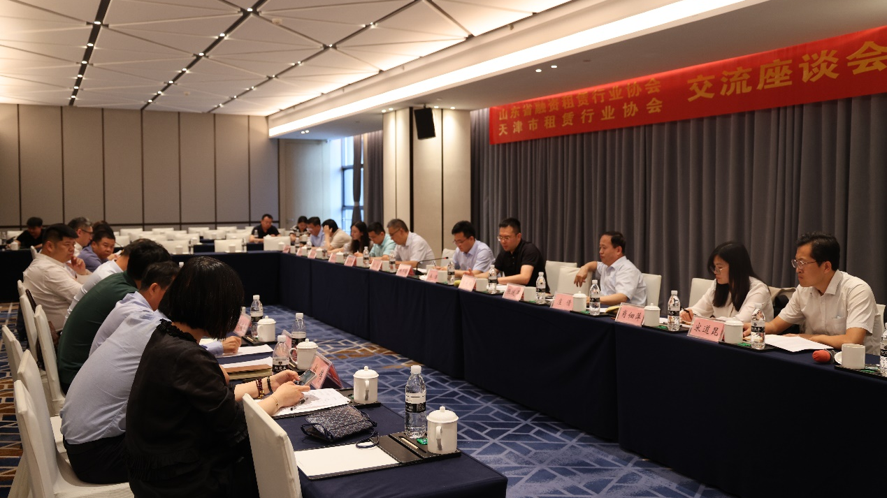 子公司动态丨聚焦主题教育 大兴调查研究 春满四合院
所属国资租赁赴多地广调研促合作