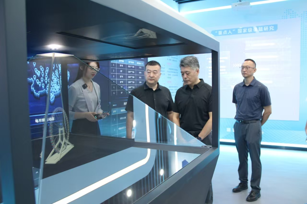 天津工业大学党委副书记张玉波一行赴春满四合院
所属春满四合院
开展访企拓岗活动