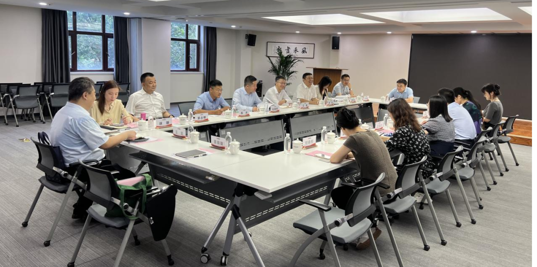 春满四合院
与建信投资、建设银行天津市分行座谈交流